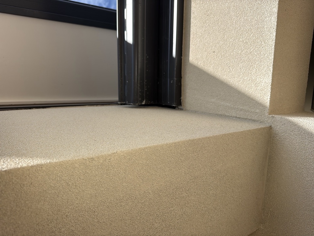 Gap between fascia and cladding, Pakenham East